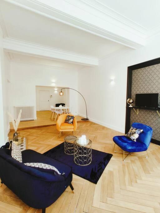 Appartement Carcassonnais Avec Parking Carcassonne Bagian luar foto